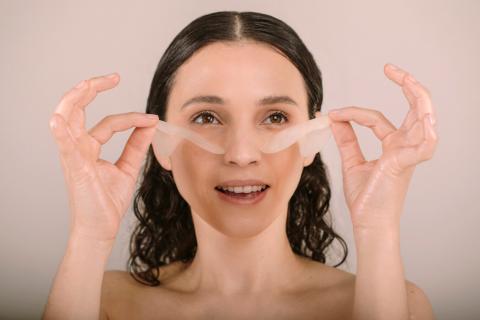 Microcrystallized Elastic Fibre Eye Strips and Serum